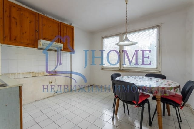 Тристаен апартамент с отделна кухня 3-стаен, 88 м2, Панел - град Варна | Апартаменти - снимка 2