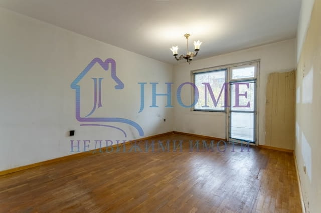 Тристаен апартамент с отделна кухня 3-стаен, 88 м2, Панел - град Варна | Апартаменти - снимка 7