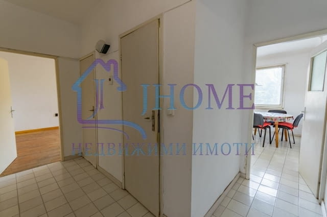 Тристаен апартамент с отделна кухня 3-стаен, 88 м2, Панел - град Варна | Апартаменти - снимка 10