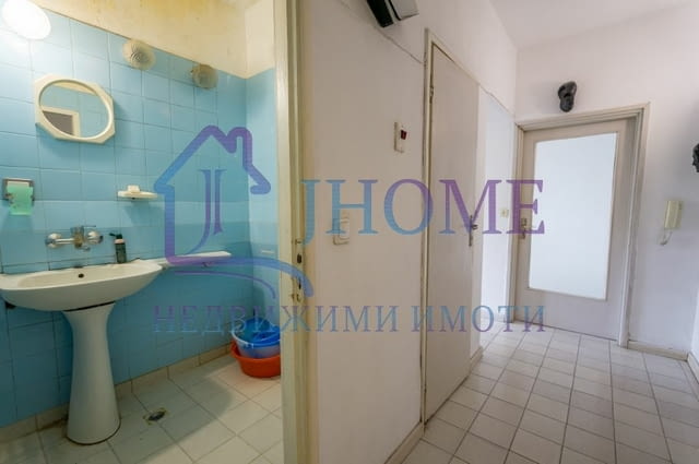 Тристаен апартамент с отделна кухня 3-стаен, 88 м2, Панел - град Варна | Апартаменти - снимка 12