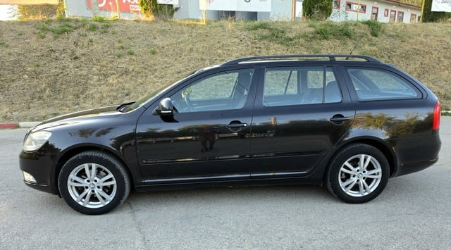 Skoda Octavia 1.6TDI Дизел, Ръчна, Комби - град Троян | Автомобили / Джипове - снимка 4