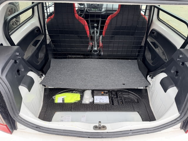 Skoda CitiGO, двигател CPG, 1.0 EcoFuel, 68 кс., 5 ск., 137000 км., 2015г., Шкода Ситигоу 1.0 EcoFue - снимка 12