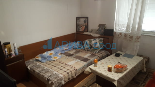 Тухлен апартамент с гараж в Хасково, кв. Република, city of Haskovo | Apartments - снимка 2