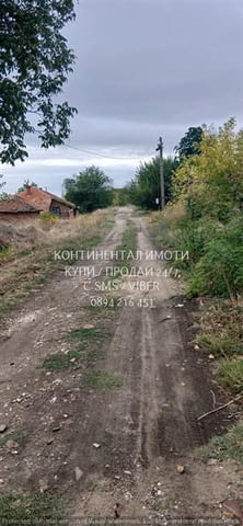Код 70089. Парцел 770м2 в регулация до къщи, ток и вода, на 100 метра има голям язовир. Асфалт е на - снимка 5