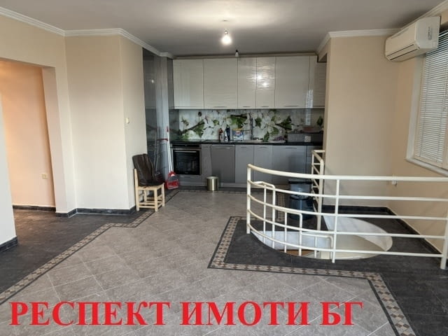 Многостаен с ВКЛЮЧЕН ПАРТЕРЕН ГАРАЖ 4-стаен, 179 м2, Тухла - град Пловдив | Апартаменти - снимка 1