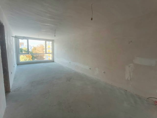 Продаваме тристаен апартамент в Кършияка 3-стаен, 112 м2, Тухла - град Пловдив | Апартаменти - снимка 1