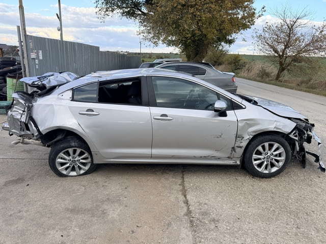 Toyota Corolla 1.8 VVTi Hybrid, двигател 2ZR-FXE, 98 кс., автоматик, 42 000 км., 2024 г., euro 6D, Т - снимка 4