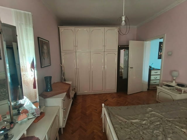 Продаваем тристаен апартамент в Кючук Париж 3-стаен, 70 м2, Панел - град Пловдив | Апартаменти - снимка 10