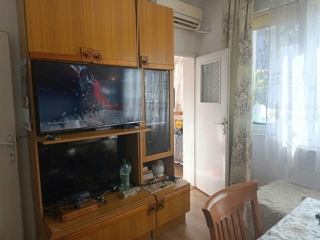 Даваме под наем двустаен апартамент в Кършияка 2-стаен, 65 м2, Тухла - град Пловдив | Апартаменти - снимка 3